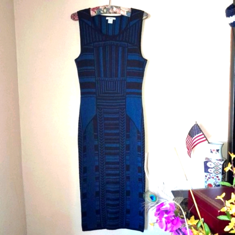 NWOT Lovely & Versatile Bar III Art Deco Knit Bodycon Dress Blue Black
